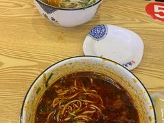 -德元兰州纯汤牛肉面