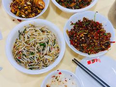 -笨罗卜浏阳菜馆(太平街店)
