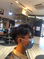 -CUTMAN男士理发