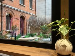 -潮一不贰·法式甜品·生日蛋糕·西式简餐(外滩店)