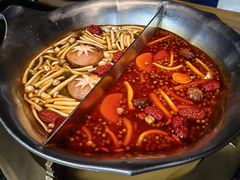 -湊湊火锅·茶憩(南京东路悦荟店)