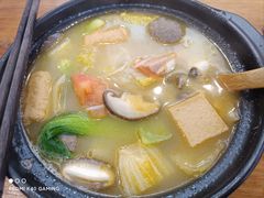 -金陵杨胖子·砂锅麻辣烫(金轮新天地店)