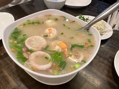 -J Daeng Seafood