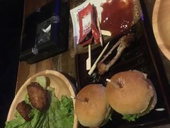 -Helens海伦司小酒馆(复旦大学店)