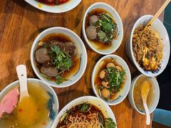 -兵哥豌豆面(雅颂居店)