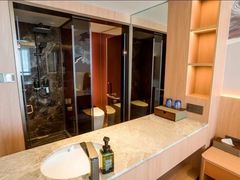 -爱舍海岸酒店(香港中路五四广场店)