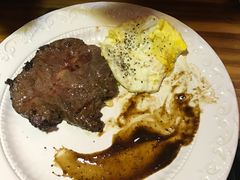 -Rabbit Cafe私房西餐甜点咖啡(栖霞路店)