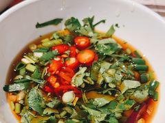 -尚尚仙·酸汤猪手·猪肚鸡火锅(华联万柳购物中心店)