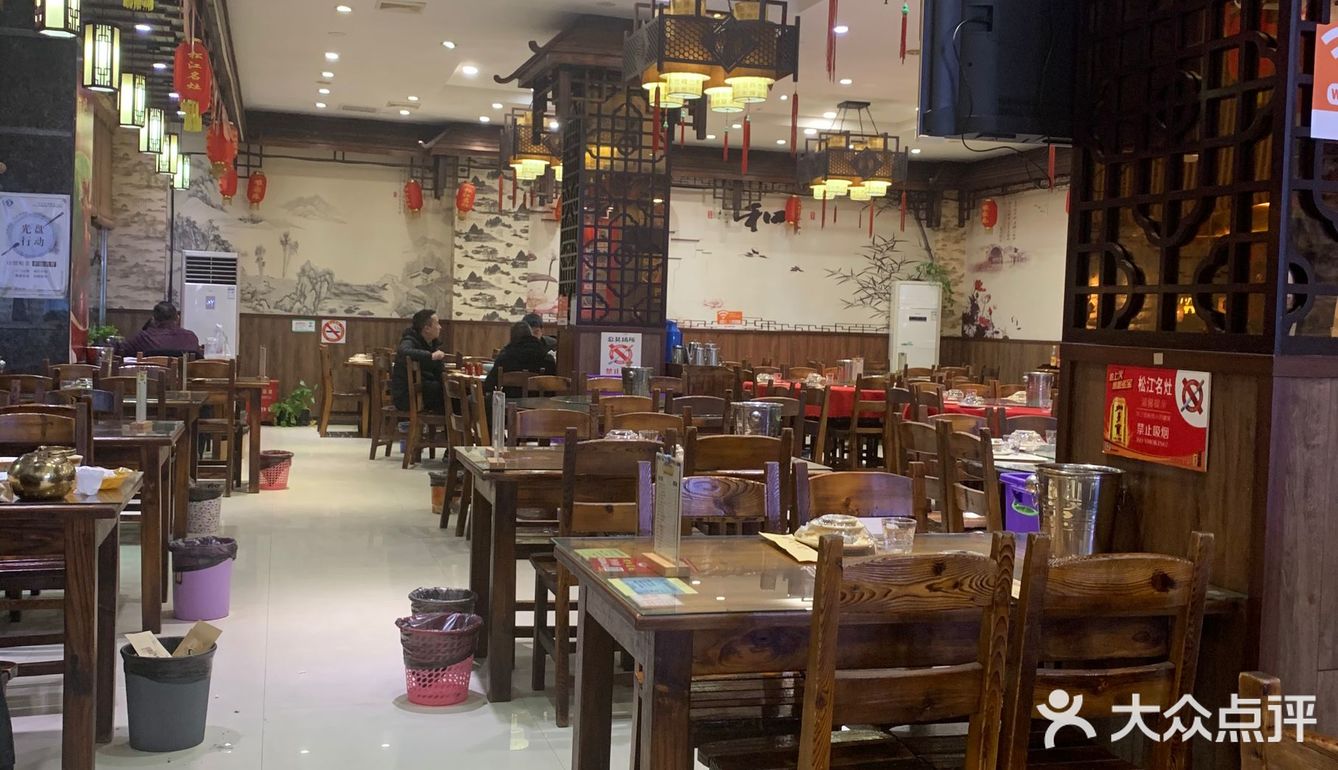 小时候奶奶经常会做这道菜，这家店的油面筋和头很大