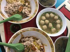 -大华猪肉粿条面