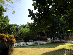 -侯臣咖啡文化村