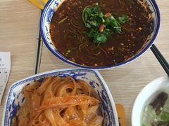 冒饸饹-晓峰手工擀面皮(新民街总店)