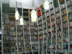 -钟书阁(松江泰晤士小镇店)