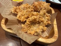 啤酒炸鸡-8PINTS八品脱·日料·烧鸟·精酿小酒馆(莘庄店)