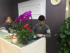 -发朵Hair 烫染沙龙