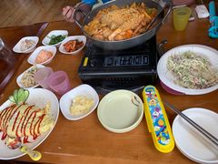 -亲昵春川鸡排(韩国美食街店)