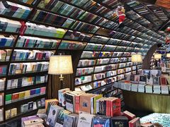 -钟书阁(珍园店)