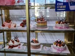 面包甜点陈列柜-巴黎贝甜(五道口店)