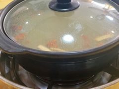-濠轩阁特色生蚝火锅(水湾路店)