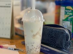 -喜茶(上海打浦桥日月光gelato lab+店)