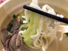 -熊大师牛羊粉(红谷凯旋店)