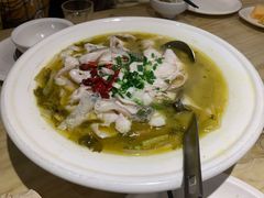 老坛酸菜乌鱼-黄鹤天厨·泡椒田鸡创始者(莲花店)