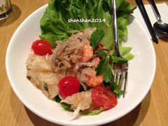 泰式柚子鲜虾色拉-Pho Asia 亚阁越南料理(上海来福士广场店)