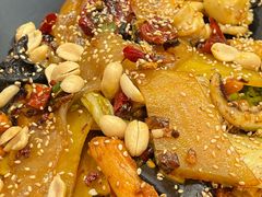 -醉人椒麻辣香锅(王府井喜悦店)