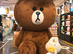 -LINE FRIENDS Garosu-gil Flagship Store