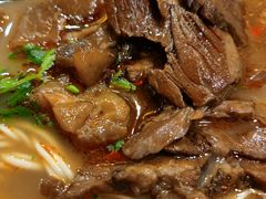 -金杨拉面王小吃面馆·牛三宝面·红烧牛肉粉