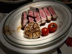 -MONICH牛排融合餐厅(和义大道购物中心店)