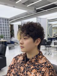 -赤道 Hair Salon