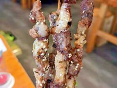 烤羔羊肉串-木屋烧烤(西城天桥店)