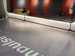 -英派斯健身旗舰店(海信国际中心馆)