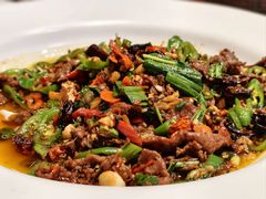 -老滇山寨•云南特色菜•地方菜•民族风情歌舞表演(金碧店)