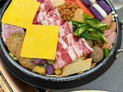 -豚妈妈汤饭·部队锅(南京东路店)