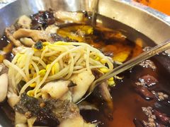 -鑫巴蜀小镇 · 水煮鱼专研店(玉桥店)