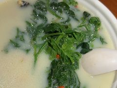-鱼亨小鲜酸菜鱼(大信店)