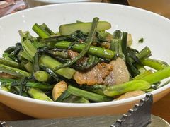 -黄泥岗·地道湖北菜(奥特莱斯店)