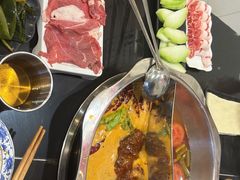 -重庆风光老灶火锅城(同德广场店)