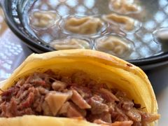 -闫家驴肉老店(华电一校店)