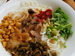 -牛八宝桂林米粉(八里庄店)