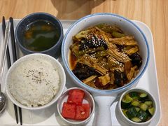 -轻蔬不用等·素食(江苏路店)