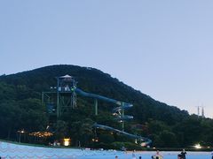 -汤山欢乐雪世界
