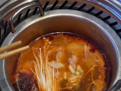 -龍歌自助小火锅(市北CBD万达店)