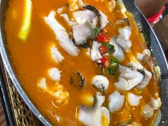 -老滇山寨•云南特色菜•地方菜•民族风情歌舞表演(金碧店)