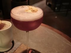 -FOUR PLAY BAR