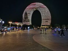 -湖州太湖旅游度假区-月亮广场