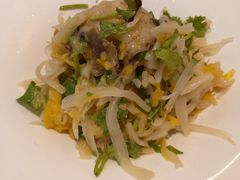 脆酸菜炝拌香螺-东方饺子王(新奥购物中心店)