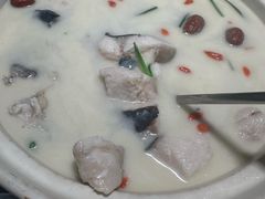 -老阿爸鲜鱼土菜(园区永旺店)